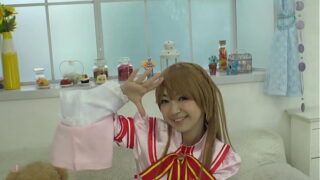 【最強属性】可愛い女の子のコスプレ三変化、ブラをめくって乳首を覗かれ恥じらう表情さえエロく感じる