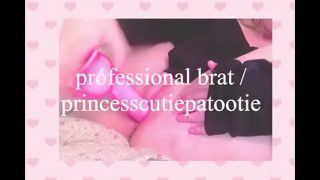 teen webcam model princesscutiepatootie plays with dildo and rubs her pretty pink pussy then gets shy